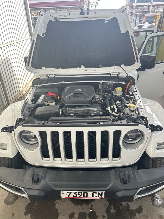 Jeep Wrangler - фото 4