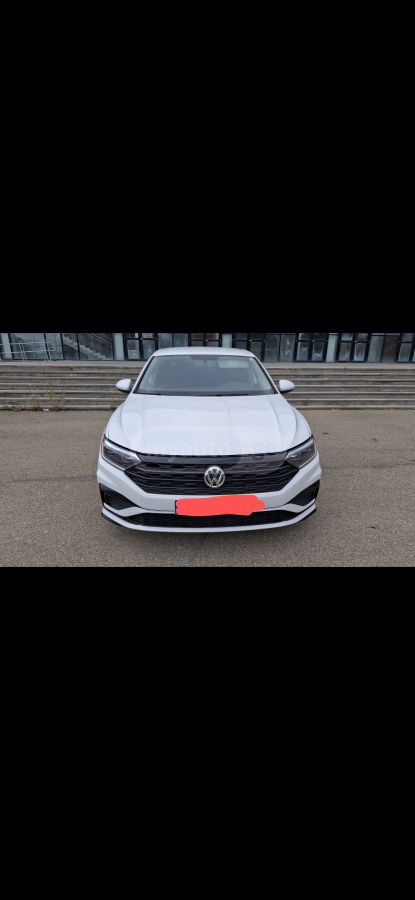Volkswagen Jetta - фото 1