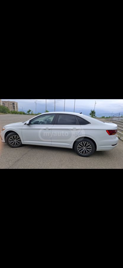 Volkswagen Jetta - фото 3