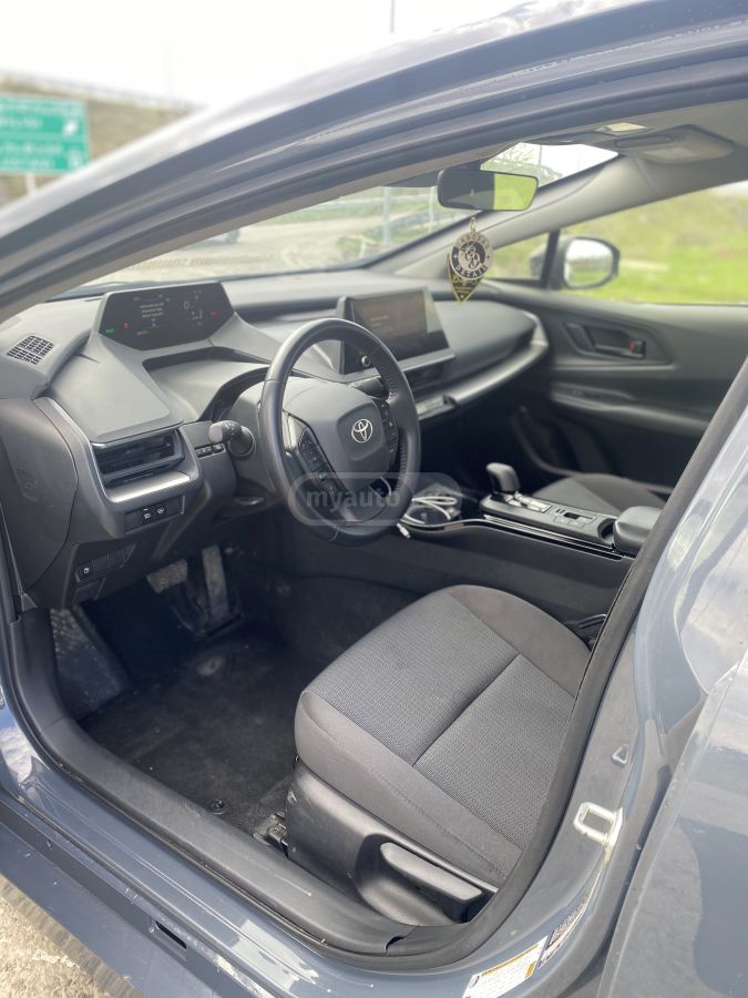 Toyota Prius - фото 9