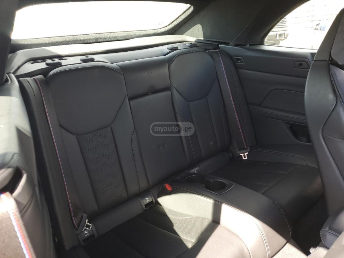 BMW M4 2024 — миниатюра 10