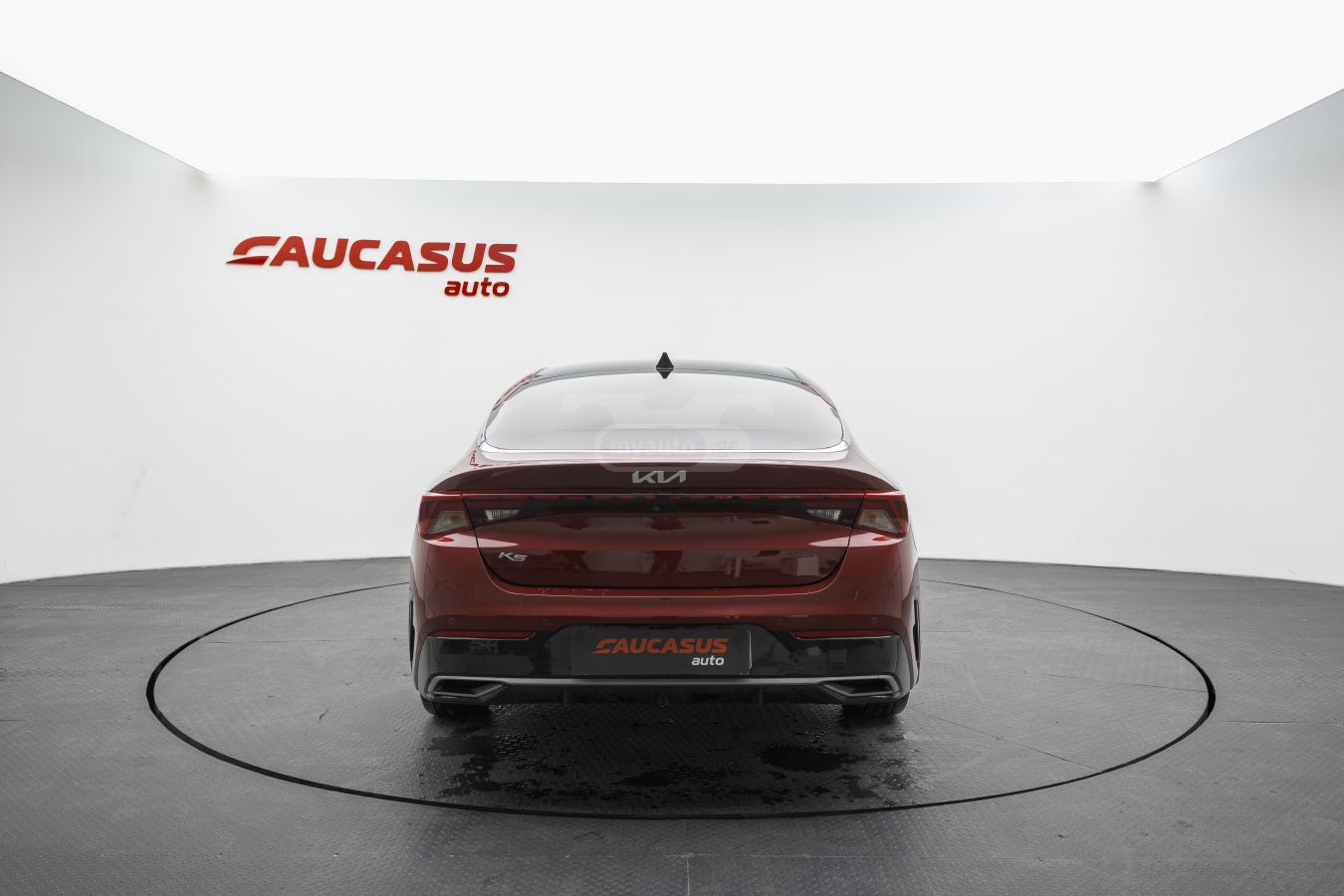 Kia K5 - фото 5