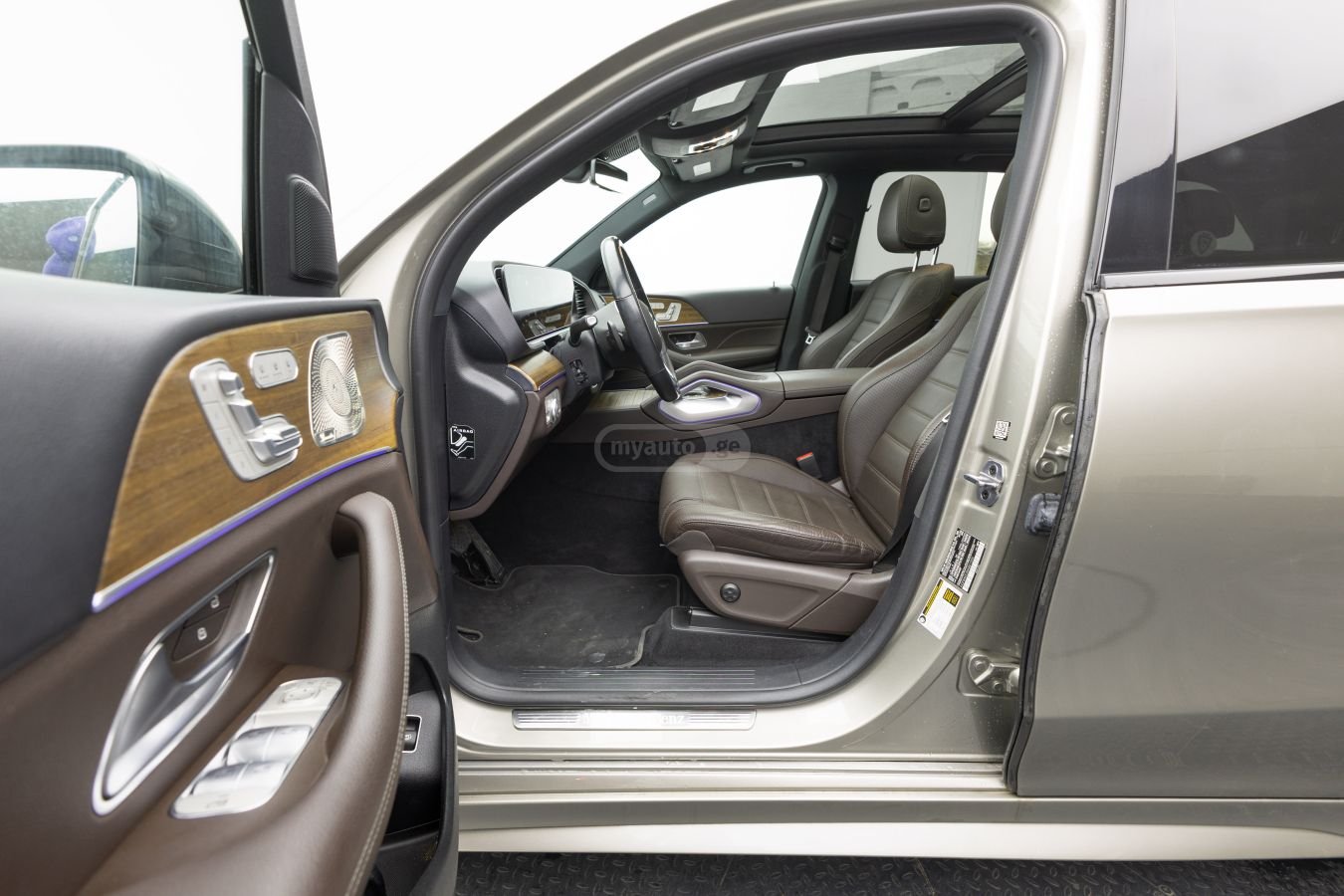 Mercedes-Benz 350 - фото 10