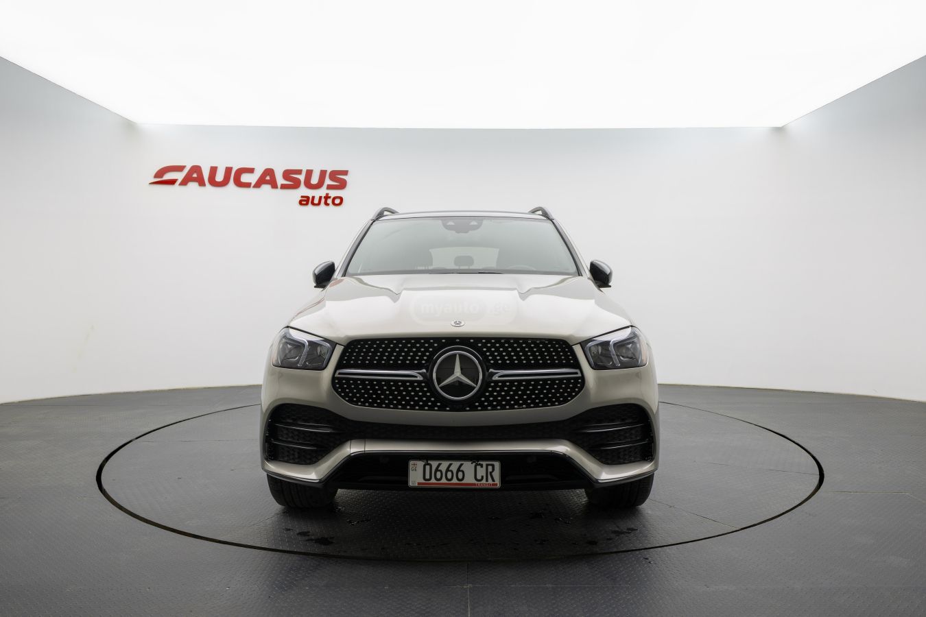 Mercedes-Benz 350 - фото 2