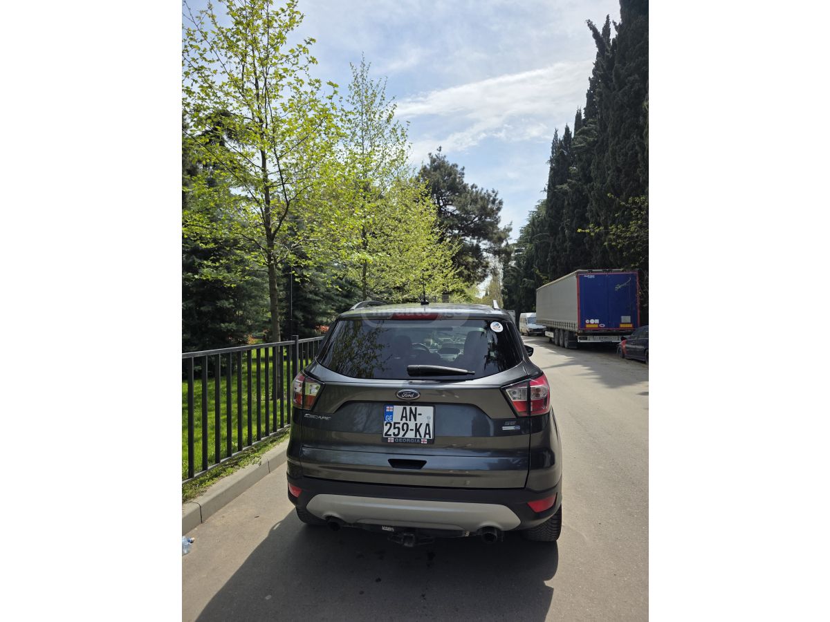 Ford Escape - фото 8