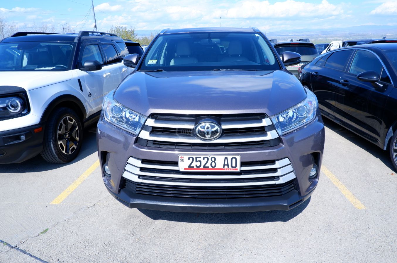 Toyota Highlander - фото 2