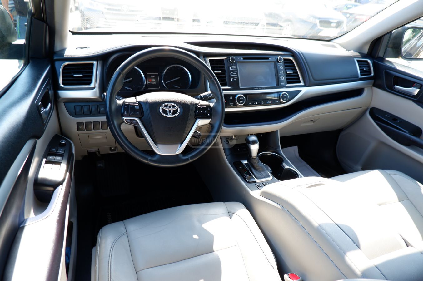 Toyota Highlander - фото 8