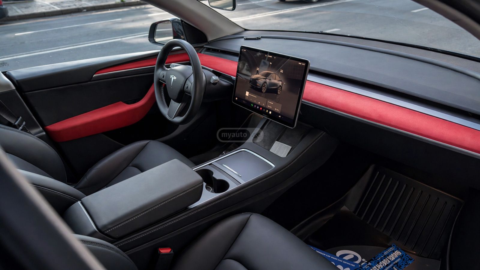 Tesla Model Y - фото 4