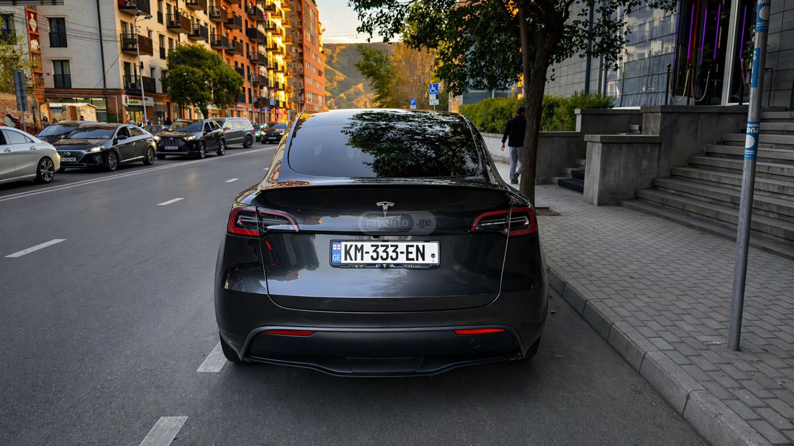 Tesla Model Y - фото 5