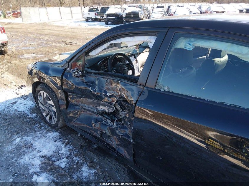 Subaru Legacy 2023 — миниатюра 6