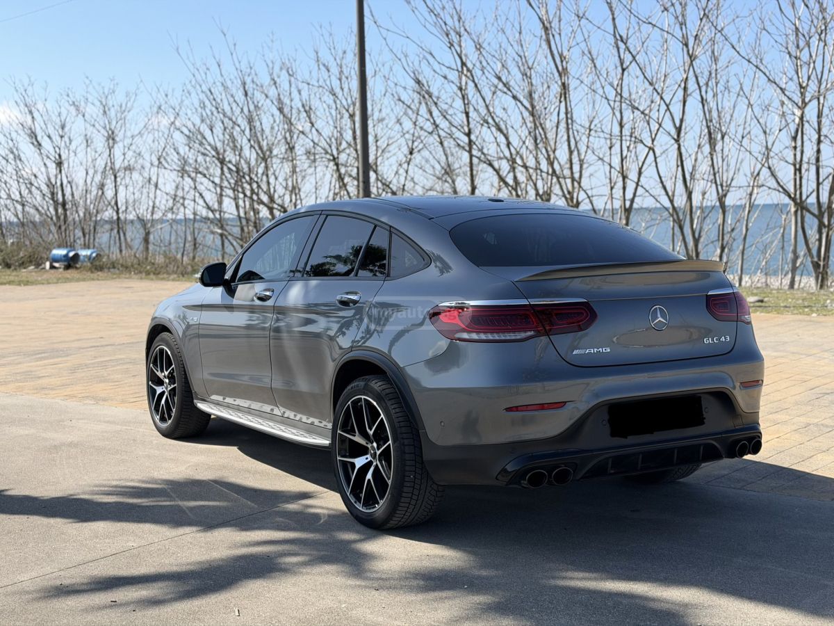 Mercedes-Benz GLC 43 AMG Coupe - фото 8