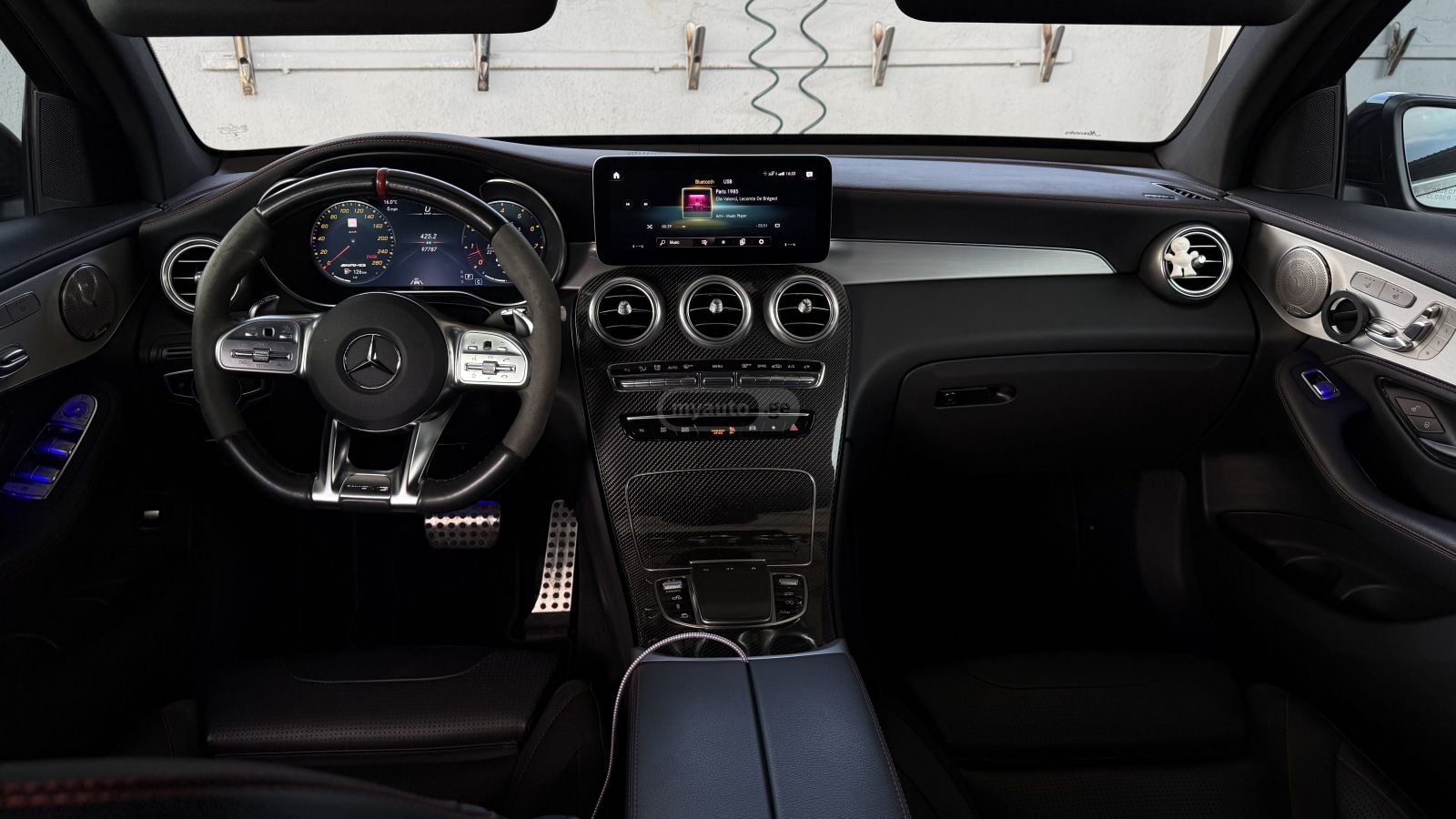 Mercedes-Benz GLC 43 AMG Coupe - фото 9