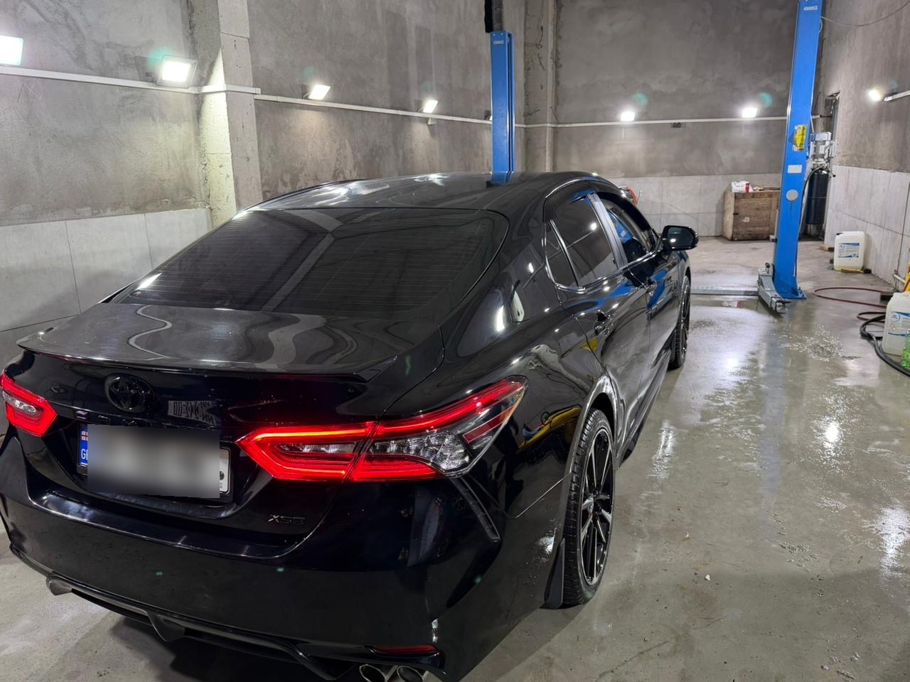 Toyota Camry - фото 3