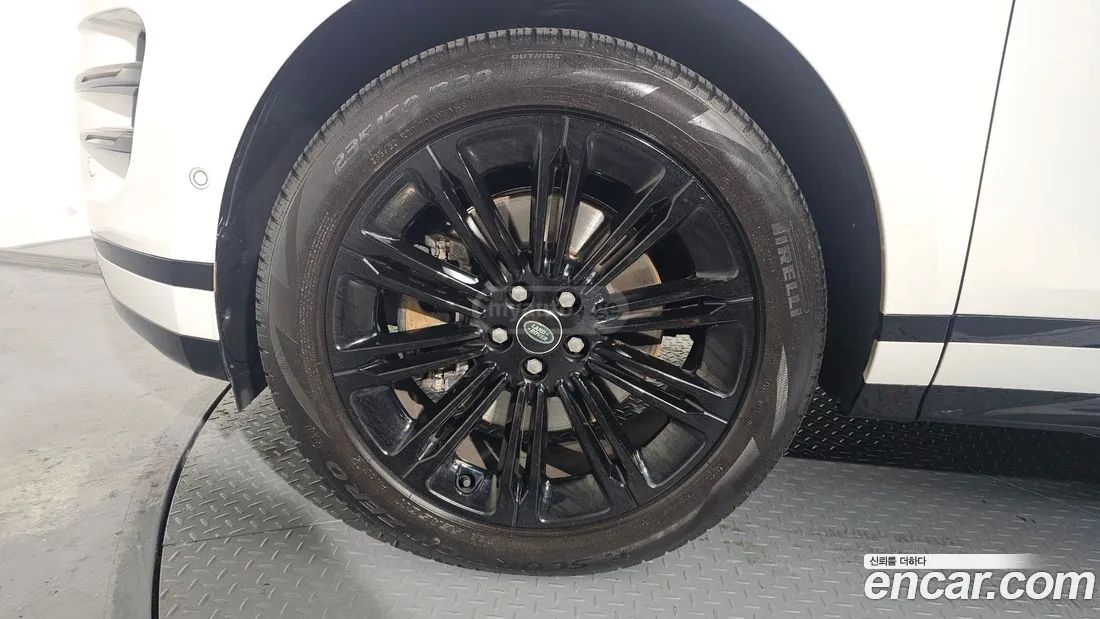 Land Rover Range Rover Evoque 2024 — миниатюра 5