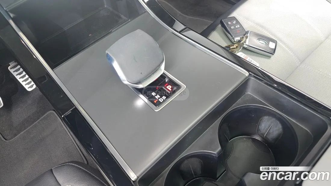 Land Rover Range Rover Evoque 2024 — миниатюра 9