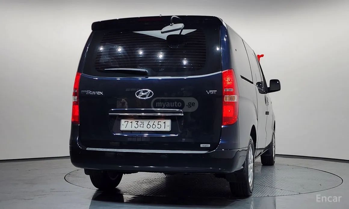 Hyundai Starex 2021 — миниатюра 1