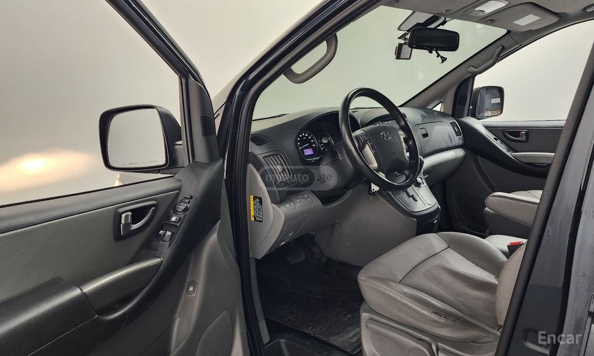 Hyundai Starex 2021 — миниатюра 8