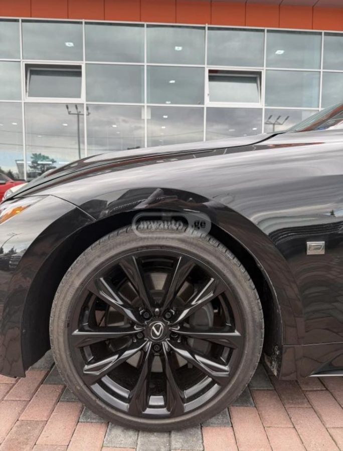 Lexus IS 300 2023 — миниатюра 10