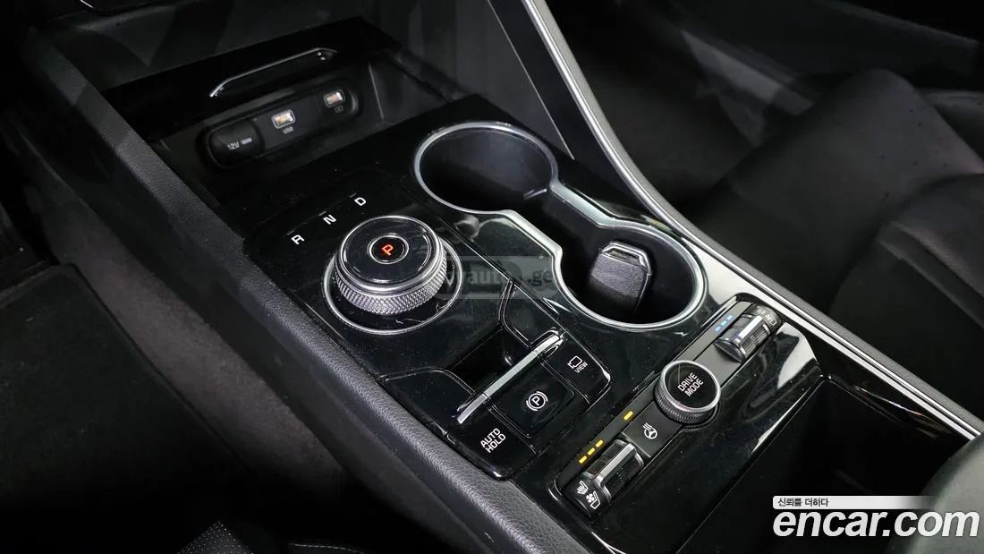 Kia Optima - фото 9