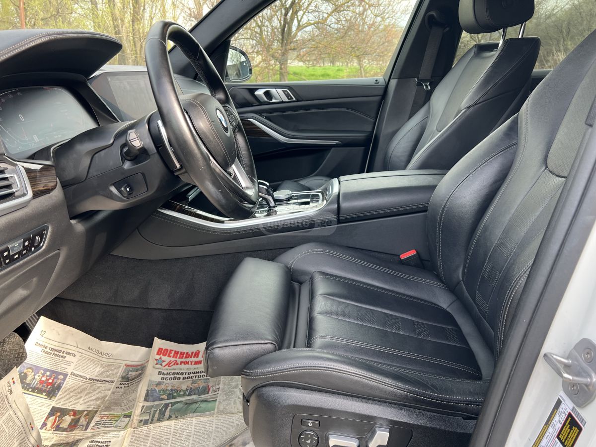 BMW X5 - фото 8
