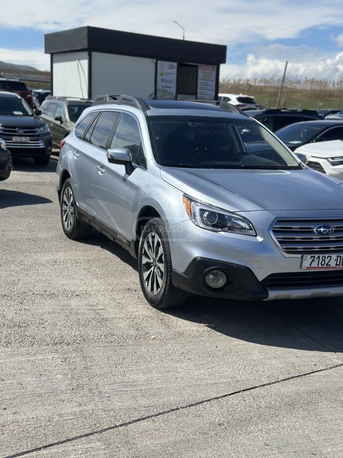 Subaru Outback - фото 1
