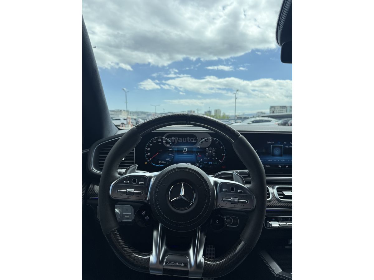Mercedes-Benz GLE 63 AMG - фото 11