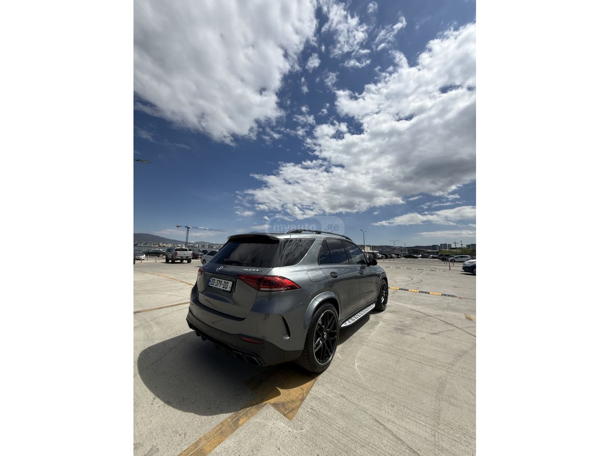 Mercedes-Benz GLE 63 AMG - фото 9