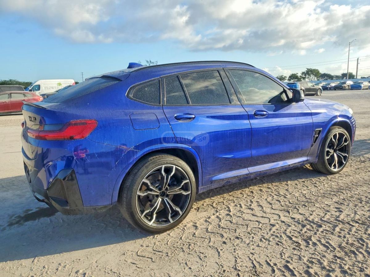 BMW X4 2023 — миниатюра 3