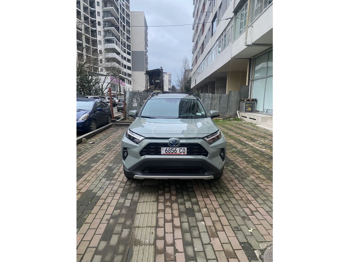 Toyota RAV 4 - фото 6