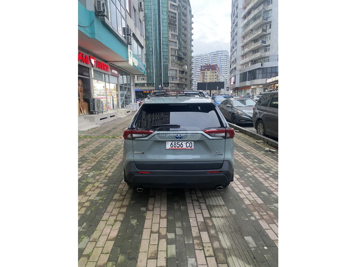 Toyota RAV 4 - фото 7