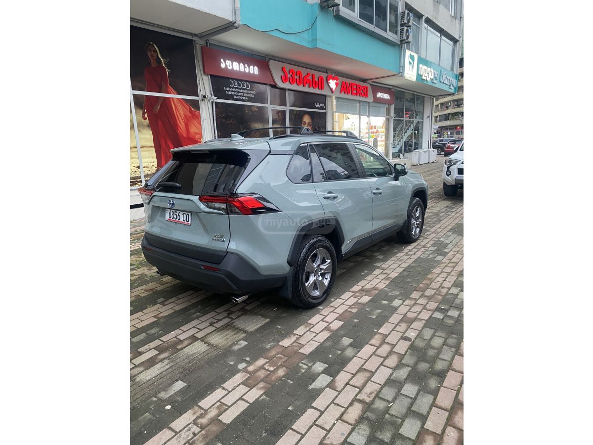 Toyota RAV 4 - фото 8