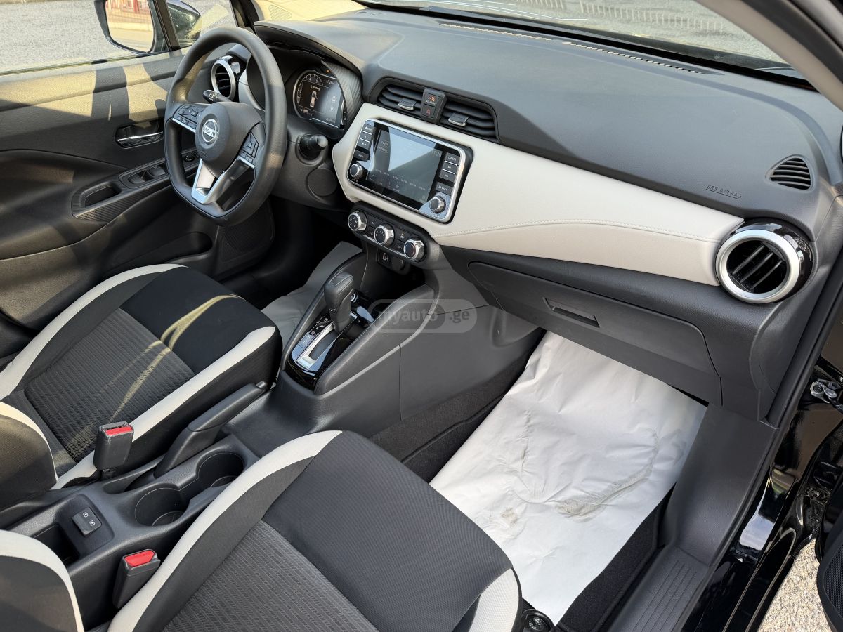 Nissan Versa - фото 10