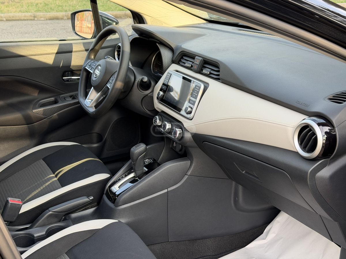 Nissan Versa - фото 11