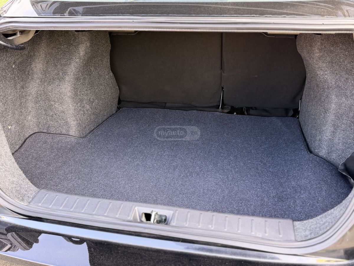 Nissan Versa - фото 13