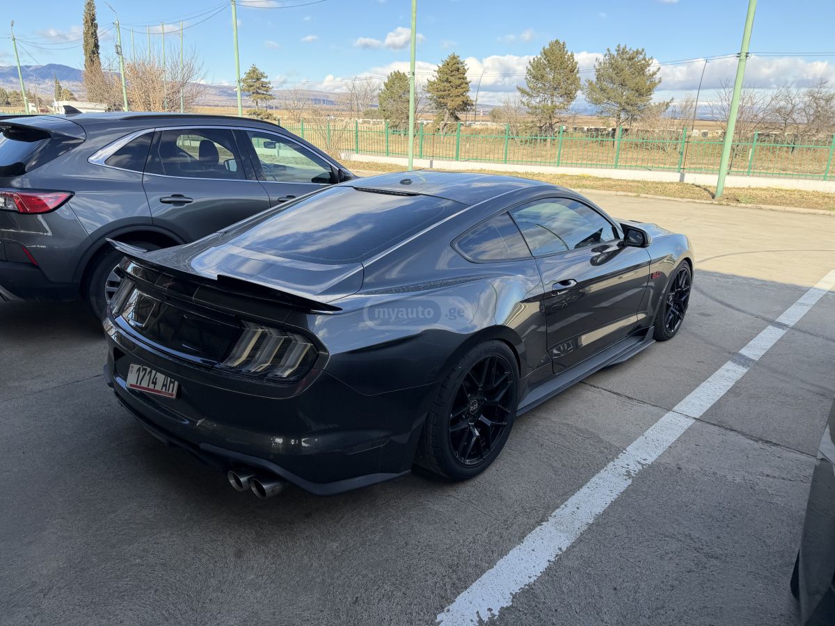 Ford Mustang - фото 6