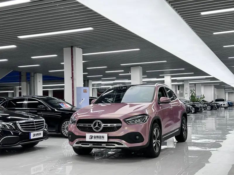 Mercedes-Benz GLA 45 AMG 2023 — миниатюра 1