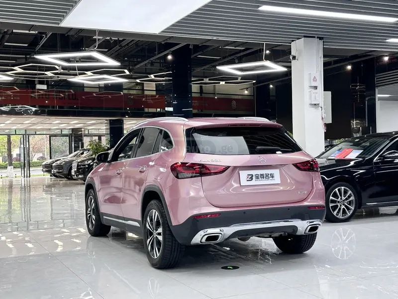 Mercedes-Benz GLA 45 AMG 2023 — миниатюра 4