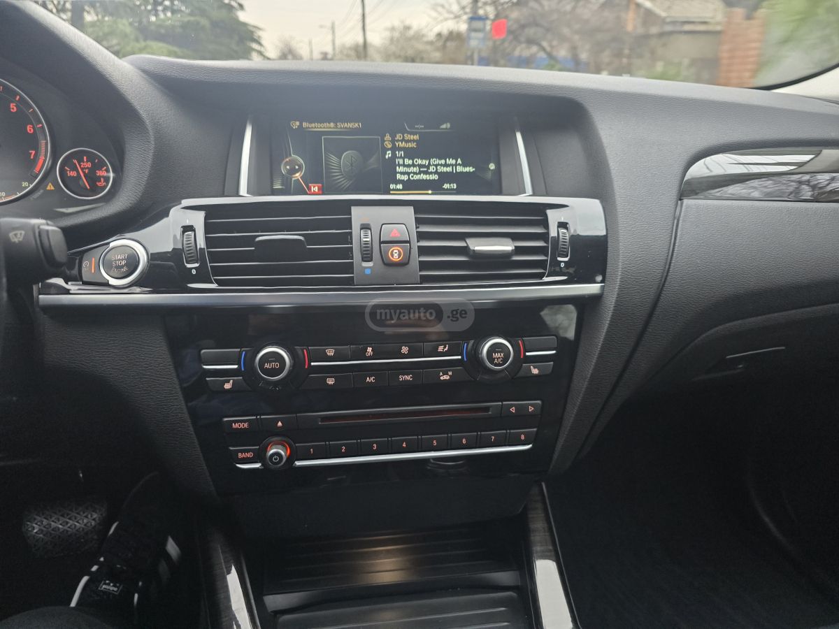 BMW X3 - фото 12