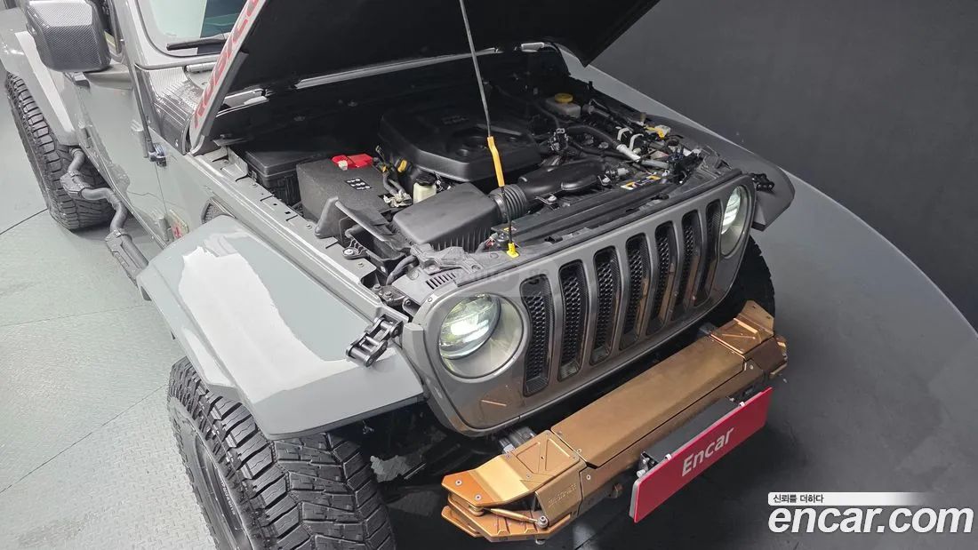 Jeep Wrangler - фото 6