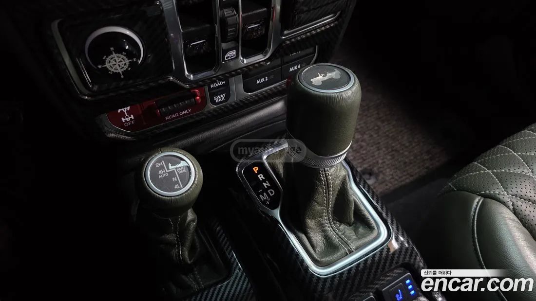 Jeep Wrangler - фото 9