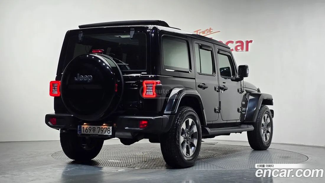 Jeep Wrangler - фото 2