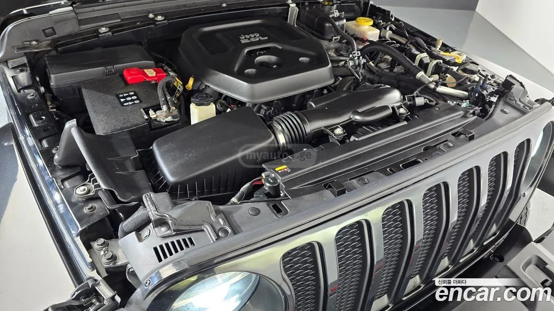 Jeep Wrangler - фото 6