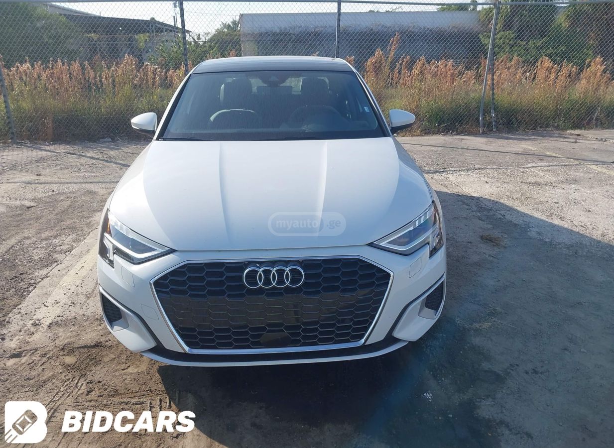 Audi 40 Premium 4dr All Wheel Drive — миниатюра 10