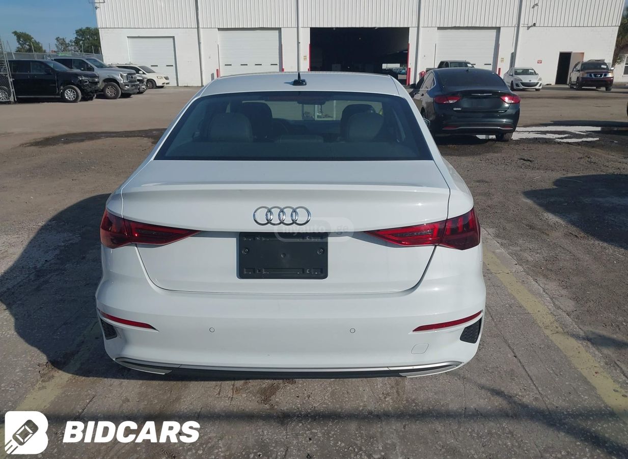 Audi 40 Premium 4dr All Wheel Drive — миниатюра 13