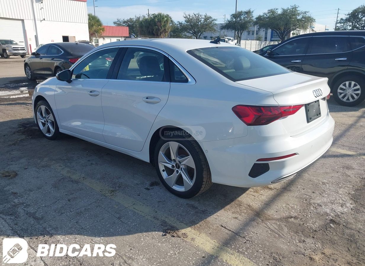 Audi 40 Premium 4dr All Wheel Drive — миниатюра 5