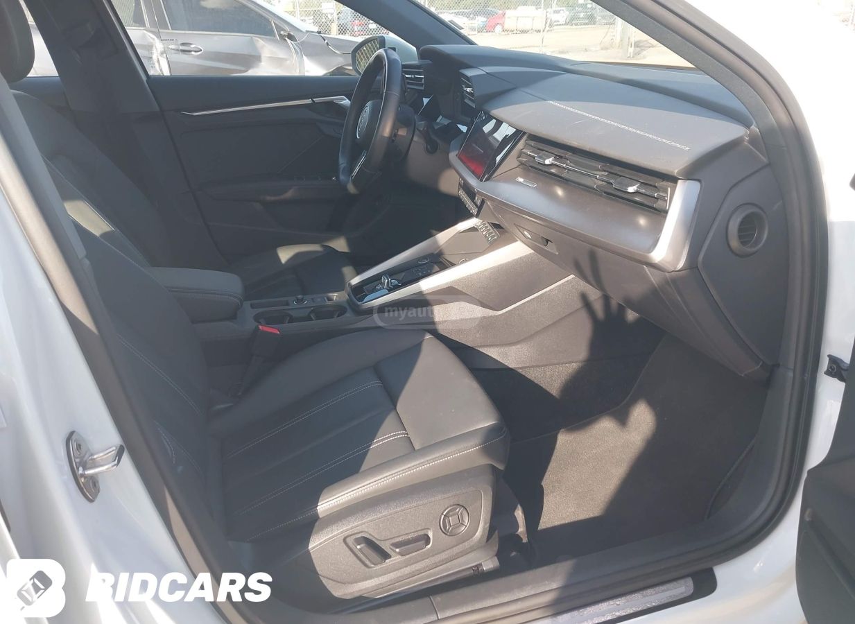 Audi 40 Premium 4dr All Wheel Drive — миниатюра 7