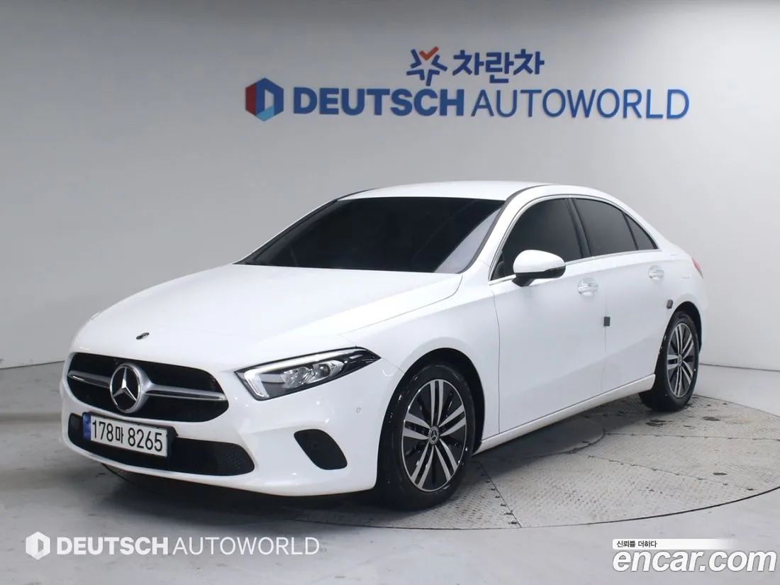 Mercedes-Benz A 45 AMG 2021 — миниатюра 1