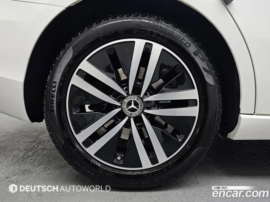 Mercedes-Benz A 45 AMG 2021 — миниатюра 5