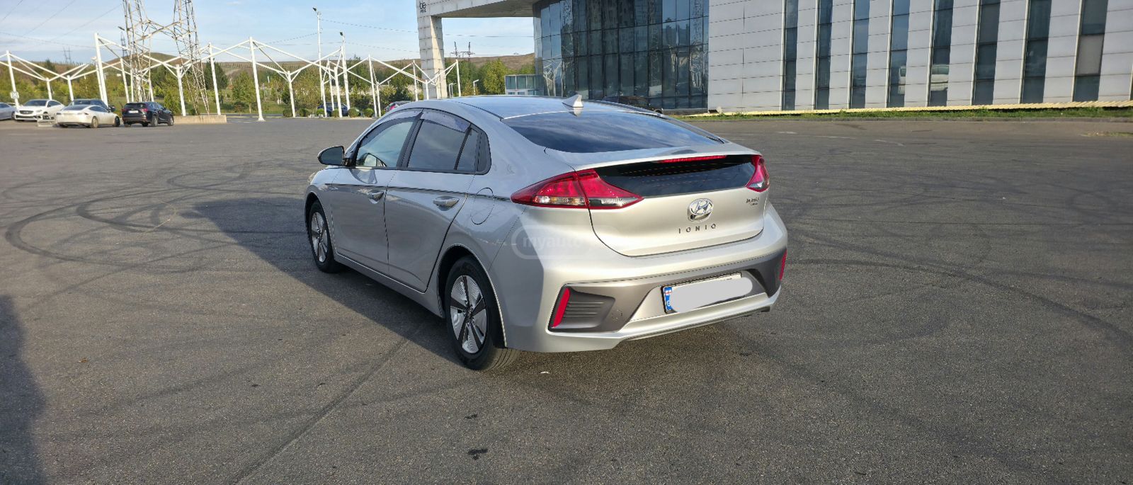 Hyundai Blue 4dr Hatchback Automatic — миниатюра 4