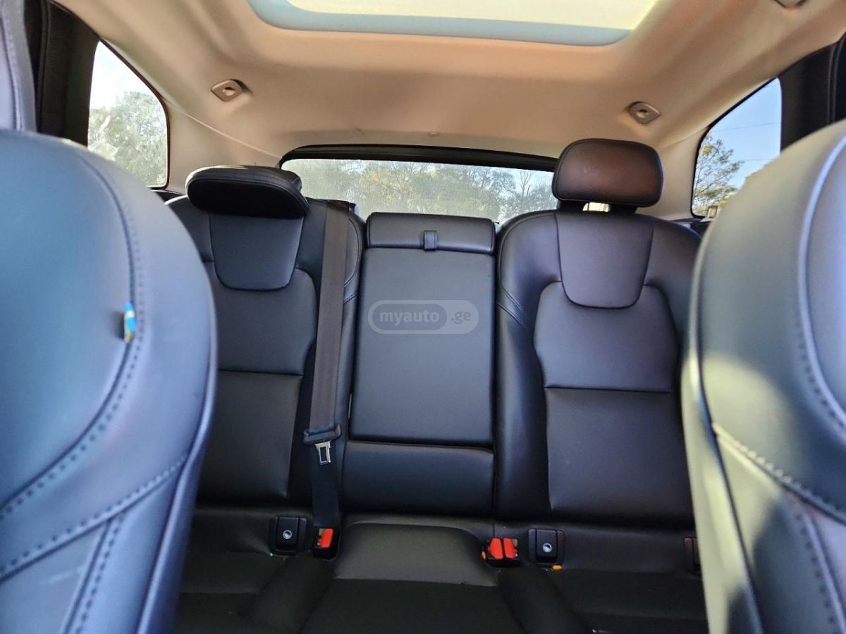 Volvo XC 60 2025 — миниатюра 10